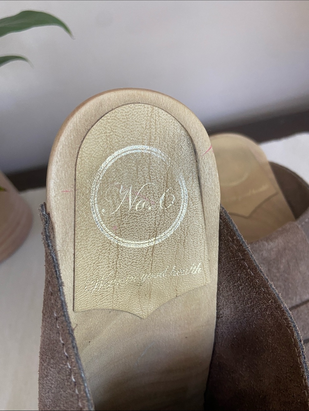 No, 6 Kiltie Platform Suede Clogs  Light Brown wirh Fringe Detail Size 8 1/2 - Picture 3 of 13